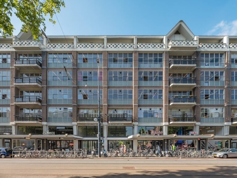 11120 het industriegebouw 1 768x576