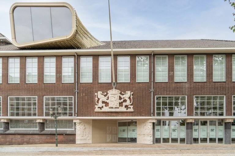 11397 museum van bommel van dam 1 768x512