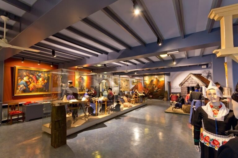 11436 volendam museum 1 768x512