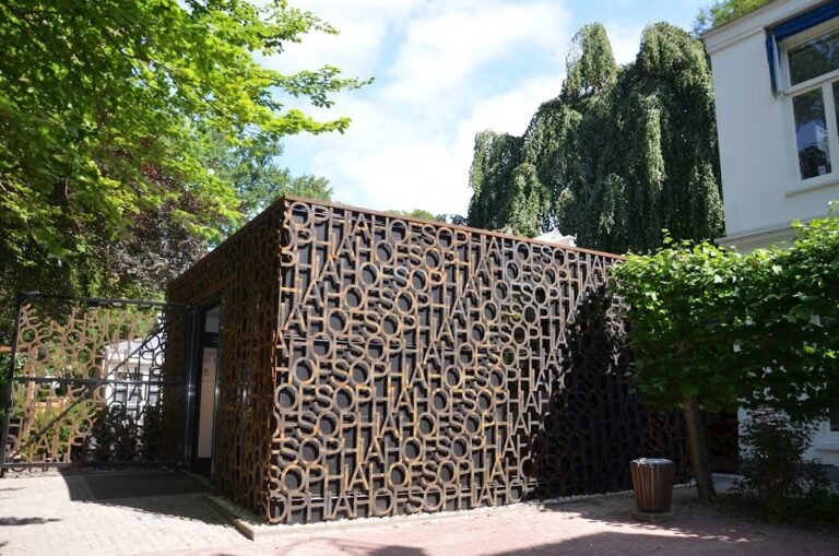 11532 museum sophiahof 8211 from the indies to today 1 768x509