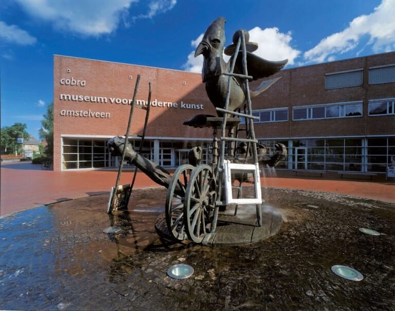 9193 museum cobra 1 768x605